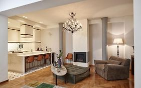 Kolonaki Square Elegant Apartment